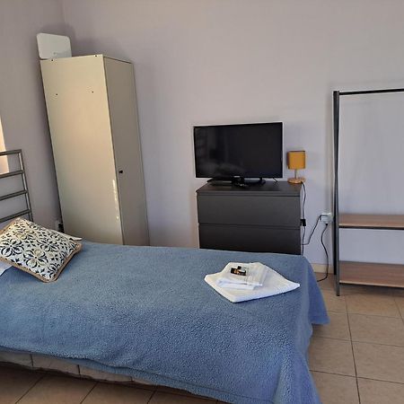 Seashell Apartment Artemida  Exterior foto