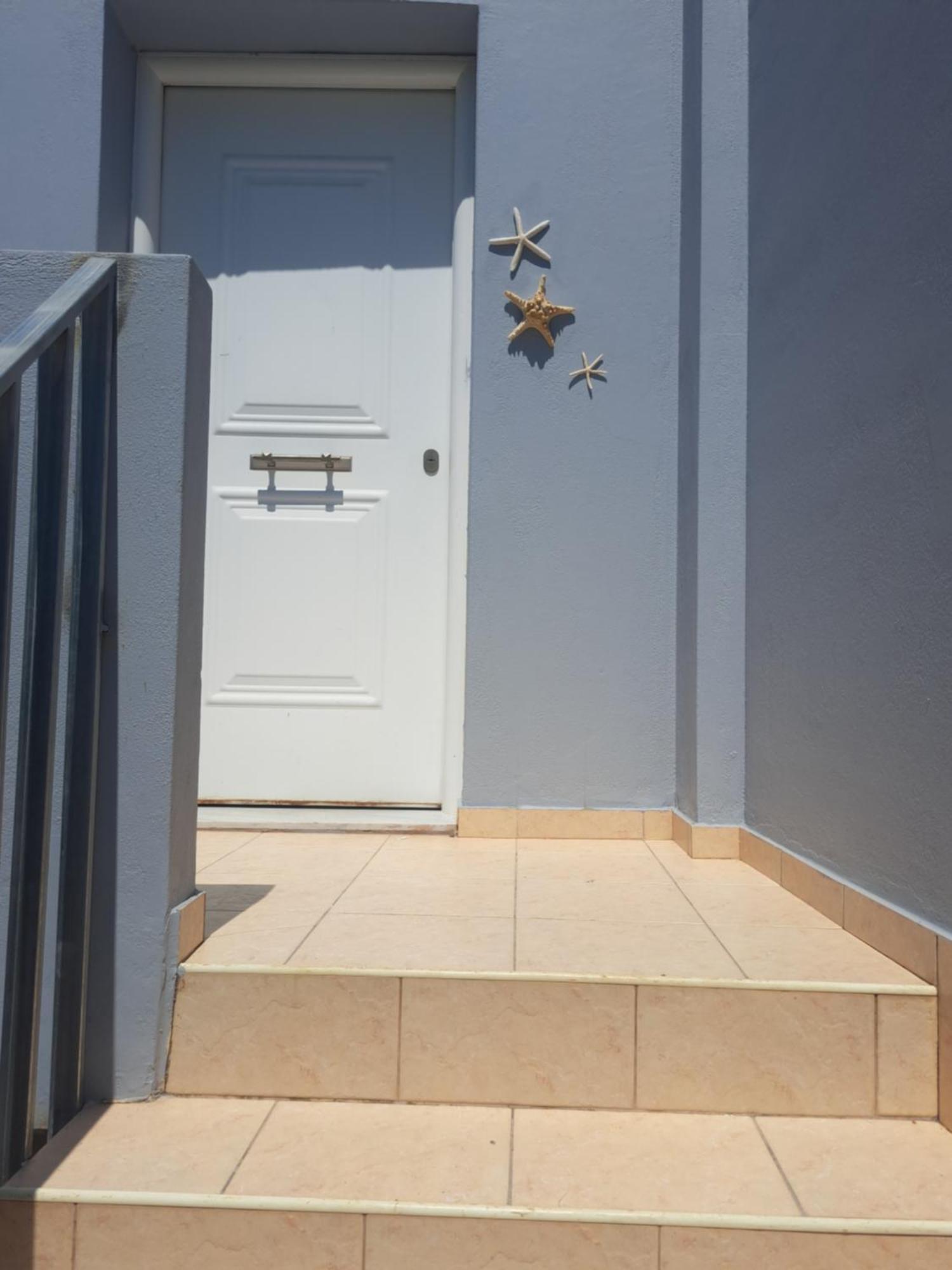 Seashell Apartment Artemida  Exterior foto